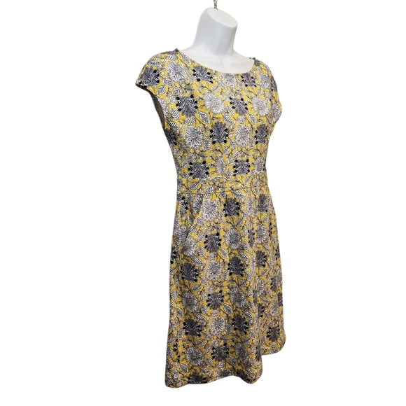 EUC BODEN FLORRIE JERSEY DRESS YELLOW NAVY SZ 6 - Picture 7 of 12